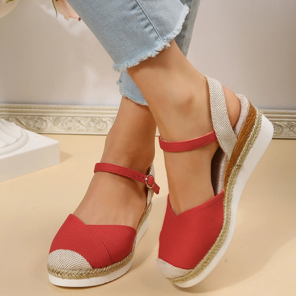 Sandalias Ibiza — Sandalia de cuña con hebilla al tobillo